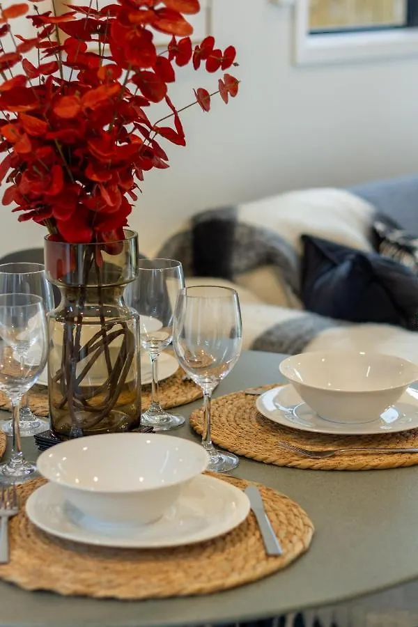 Cashel Street Hideaway 2 Bed 2 Bath Apartment Christchurch