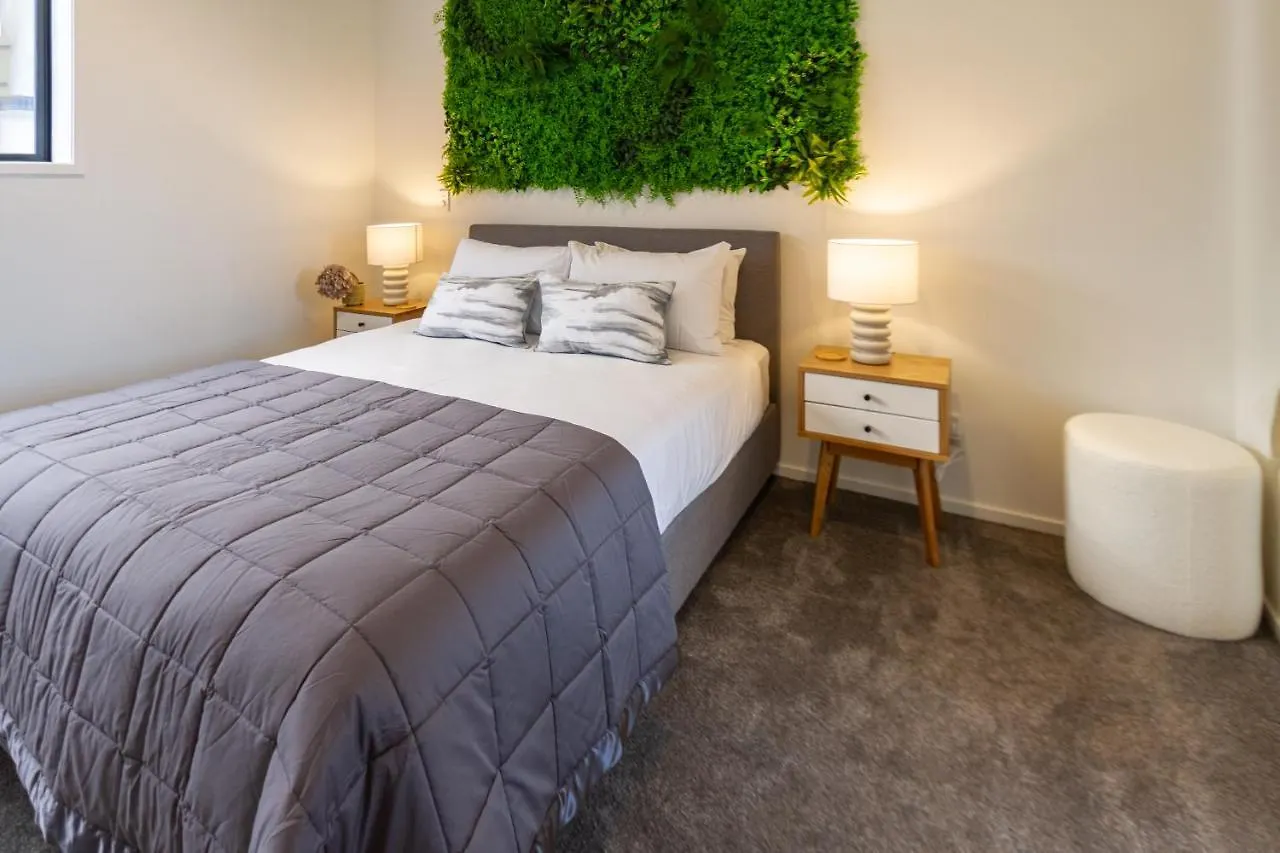Cashel Street Hideaway 2 Bed 2 Bath Apartment Christchurch